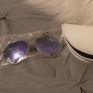 Jessica Simpson Avaitor Sun Glasses with Case